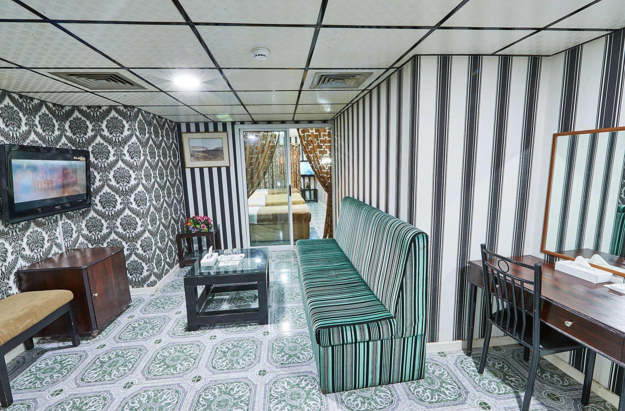 West Hotel Дубай Екстер'єр фото
